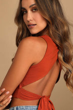 Load image into Gallery viewer, NWT Lulus "Cought Your Eye" Rust Orange Cross-Back Tie-Back Crop Top M