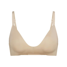 Load image into Gallery viewer, NWT SKIMS Wireless Form T-Shirt Demi Bra Sand 38C