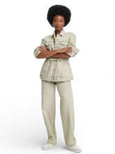Load image into Gallery viewer, NWT Women's Denim Cinched Jacket - Universal Thread Vintage Wash XS