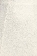 Load image into Gallery viewer, NWOT Lulus Romantic Fantasy White Lace Sleeveless Lace-Up Maxi Dress M