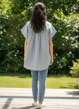 Load image into Gallery viewer, Universal Thread Women's Popover Short Sleeve Blouse, Small - Blue