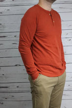 Load image into Gallery viewer, Goodfellow & Co Men's Vintage Long Sleeve Henley T-Shirt Red L