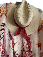 Load image into Gallery viewer, Vince Camuto Tropical Blooms Topper & Sun Hat Set