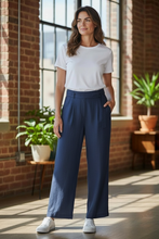 Load image into Gallery viewer, DKNY Women's Wide Leg Pant, Navy, 14
