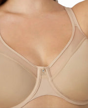 Load image into Gallery viewer, NWT Bali Light Underwire Bra, Smoothing, Spacer Bra Cups 38DD #DF3439
