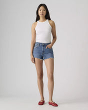 Load image into Gallery viewer, NWT  Levi’s 501° Original Fit High Rise Women’s Shorts Roll Away -Medium Wash 28
