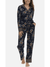 Load image into Gallery viewer, NWT Vera Bradley Womens Notch Collar PJ Set, Leaf Floral, 100% Cotton, S
