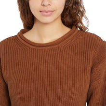 Load image into Gallery viewer, NWT Gap Women's Roll Neck Sweater Brown L
