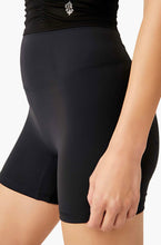 Load image into Gallery viewer, NWT FP Movement Never Better Bike Shorts Black L
