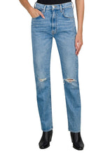 Load image into Gallery viewer, NWT 7 For All Mankind Light Blue Easy Slim Jeans with Knee Rips Size 24
