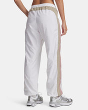 Load image into Gallery viewer, NWT Under Armour Women Icon Crinkle Pants XL
