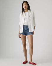 Load image into Gallery viewer, NWT  Levi’s 501° Original Fit High Rise Women’s Shorts Roll Away -Medium Wash 28

