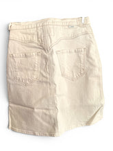 Load image into Gallery viewer, NWT MOTHER Denim The Buckle Bunny Skirt Wash: Act Natural SZ 25
