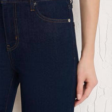 Load image into Gallery viewer, NWT FRAME Le Slim Palazzo Long Jeans Color : Rinse Style: LSPL814. Size 28
