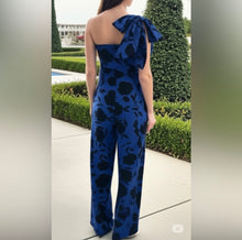 Load image into Gallery viewer, Kate Spade Women Size 4 Floral One Shoulder Linen Blend Jumpsuit
