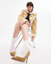 Load image into Gallery viewer, Coach Waverly Pump Suede Peanut 7B
