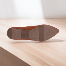 Load image into Gallery viewer, Espirit Binnie Loafer Flat. Tan 8.5M
