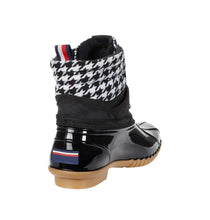 Load image into Gallery viewer, Tommy Hilfiger&#39;s Huski rain boots. Black 8
