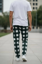 Load image into Gallery viewer, Brooklyn Cloth paid pajama pants Dark Green &amp; White M
