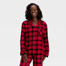 Load image into Gallery viewer, Wondershop Women's Plaid Flannel 2 Piece Family Sleep Set Red/Black M
