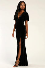 Load image into Gallery viewer, LulusElegant Evenings Black Velvet Flutter Sleeve Trumpet Maxi Dress M
