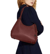 Load image into Gallery viewer, Coach Lori Shoulder Bag V5/Cardinal
