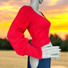 Load image into Gallery viewer, Sincerely Jules Size Medium Sweater Cropped Pullover v-neck Super Soft
