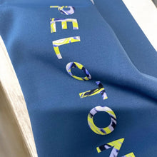 Load image into Gallery viewer, Peloton PS121 Move Mission Seamed Leggings Blue Women&#39;s Size S
