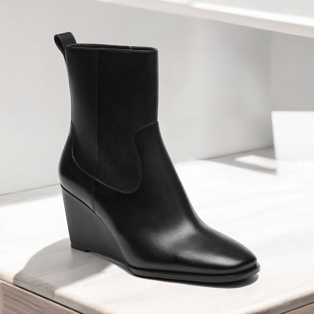 Coach Josephine Bootie Size 8.5 Black