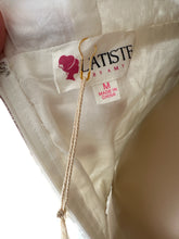 Load image into Gallery viewer, Latíste Yolaris Mini white Dress M
