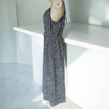 Load image into Gallery viewer, Women&#39;s Universal Thread Maxi Dress Cream Black Print Spaghetti Strap SIZE M
