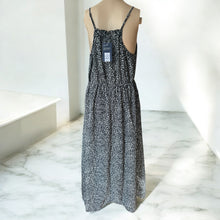 Load image into Gallery viewer, Women&#39;s Universal Thread Maxi Dress Cream Black Print Spaghetti Strap SIZE M

