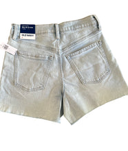 Load image into Gallery viewer, OLD NAVY Higher High Rise Sky-Hi A-Line 3” Inseam Lt Blue/ Lt Wash Denim 4
