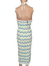 Load image into Gallery viewer, Freshman 1996 Blue &amp; Cream Chevron Crochet Small
