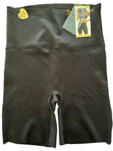Load image into Gallery viewer, Juicy Couture Body Shaping Scuba Biker High Shorts Black L
