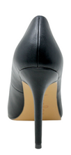 Load image into Gallery viewer, CHARLES BY CHARLES DAVID Pact Pointed Toe Pump. Black 9M
